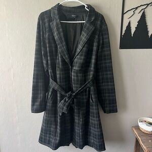 Torrid Black and Grey Plaid Trench Coat Size 1
